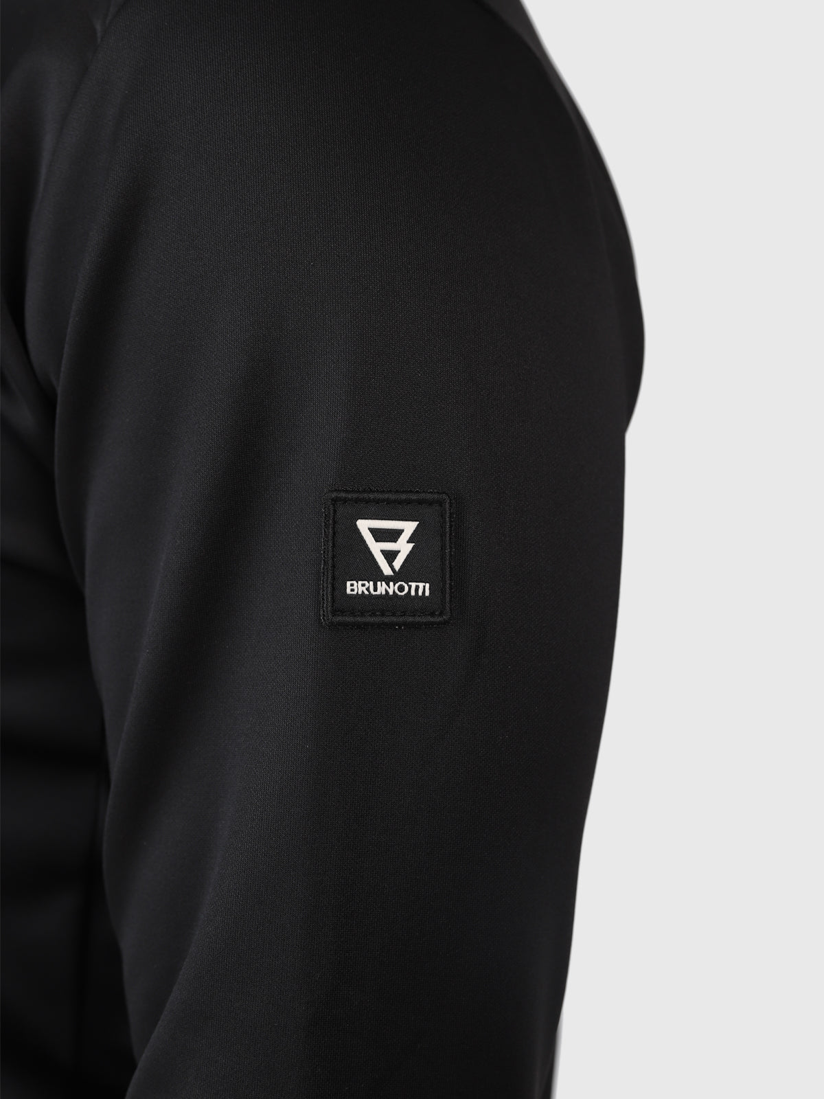 Heros Men Fleece | Black 7 Heros Men Fleece | Black