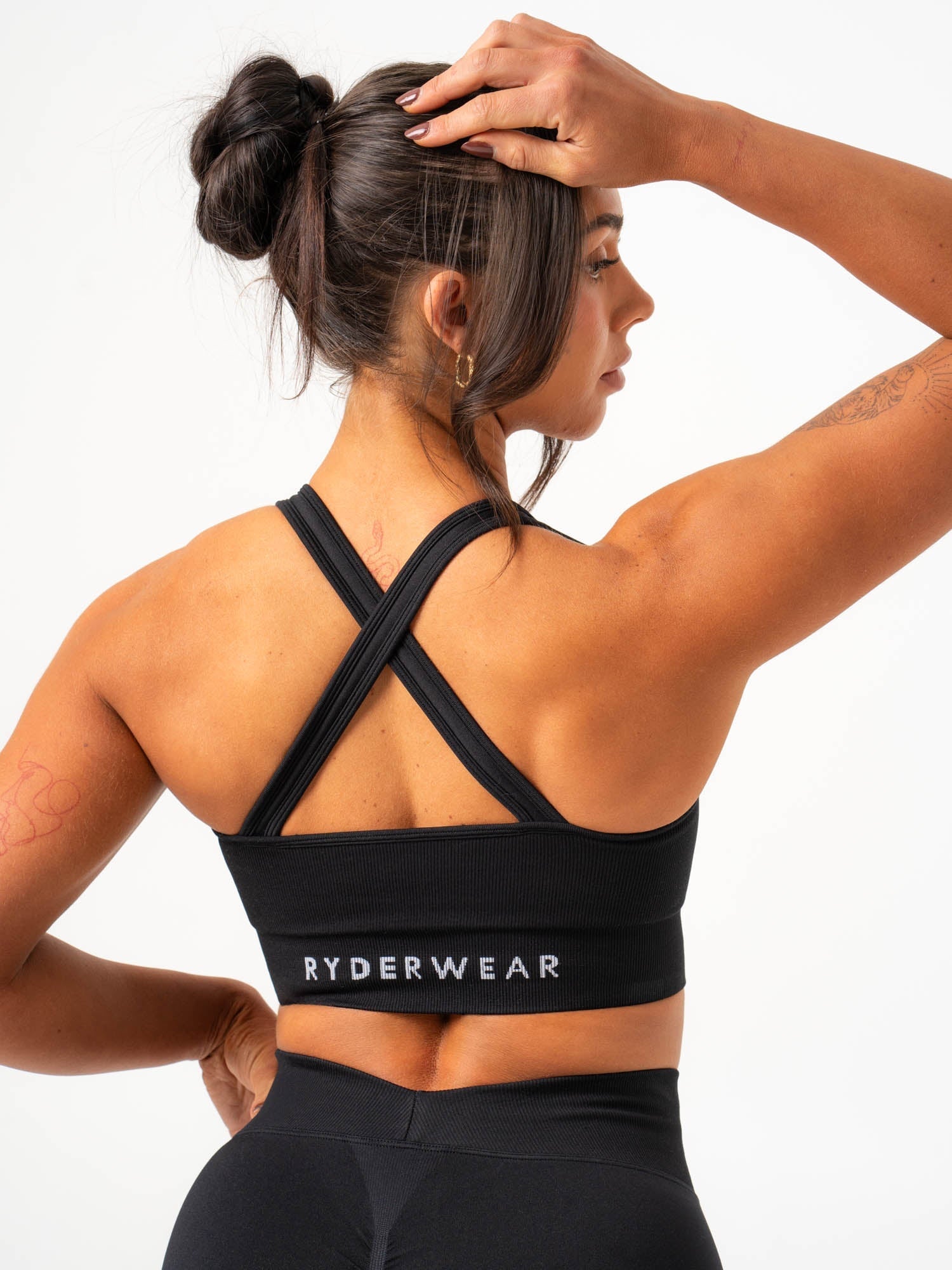 Cross Back Seamless Bra - Black 2 Cross Back Seamless Bra - Black