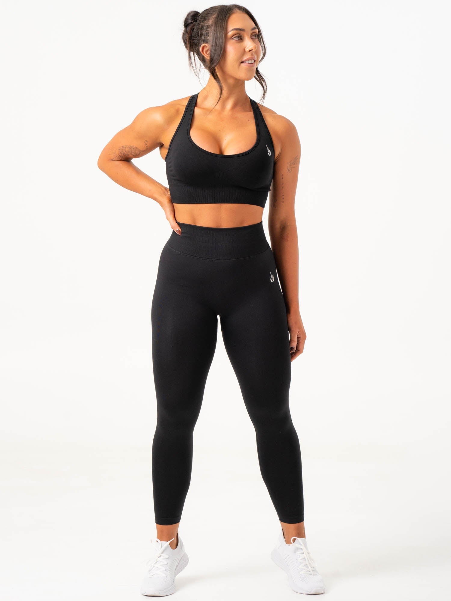 Cross Back Seamless Bra - Black 5 Cross Back Seamless Bra - Black