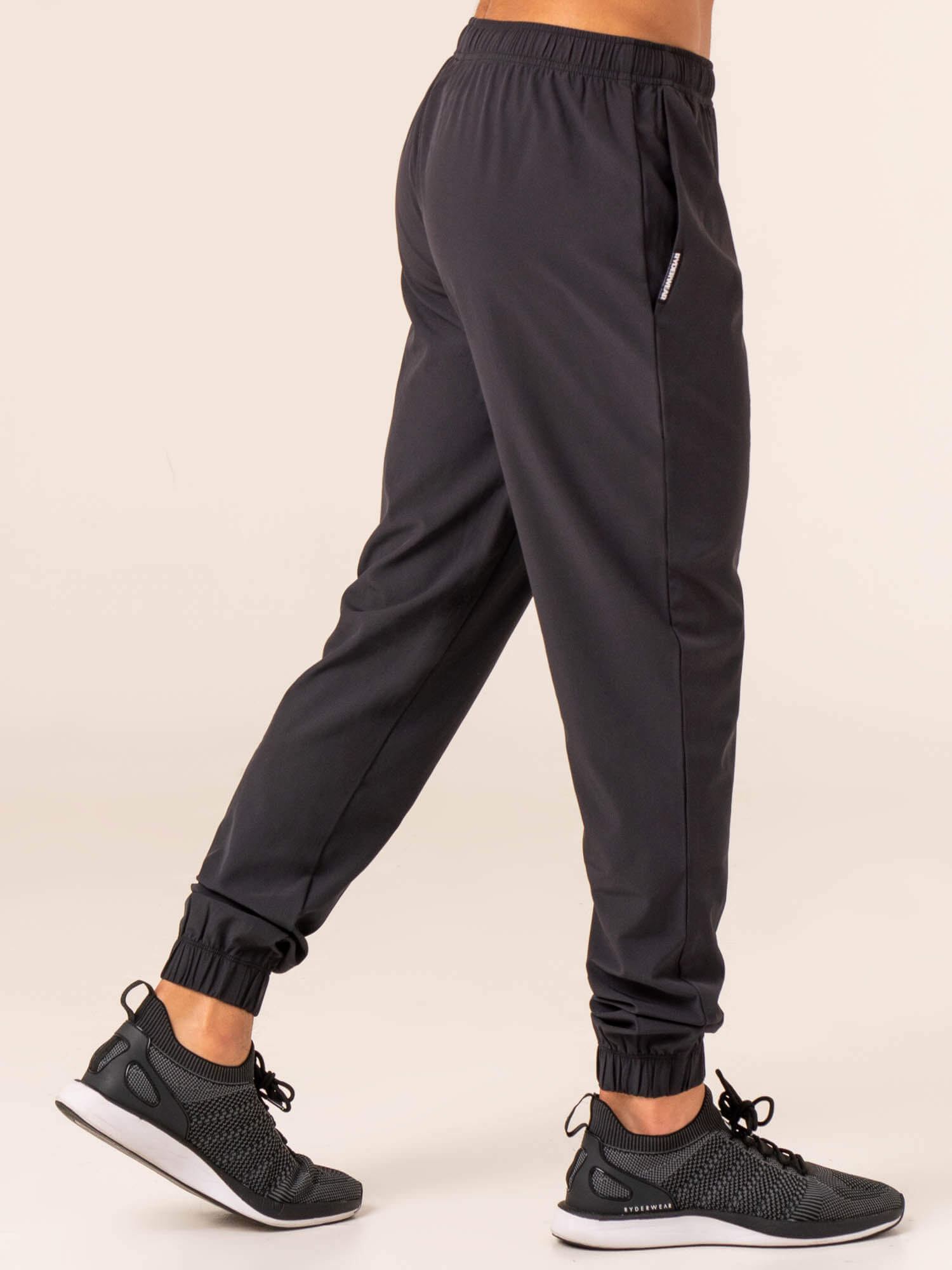 Emerge Training Pant - Faded Black 2 Emerge Training Pant - Faded Black