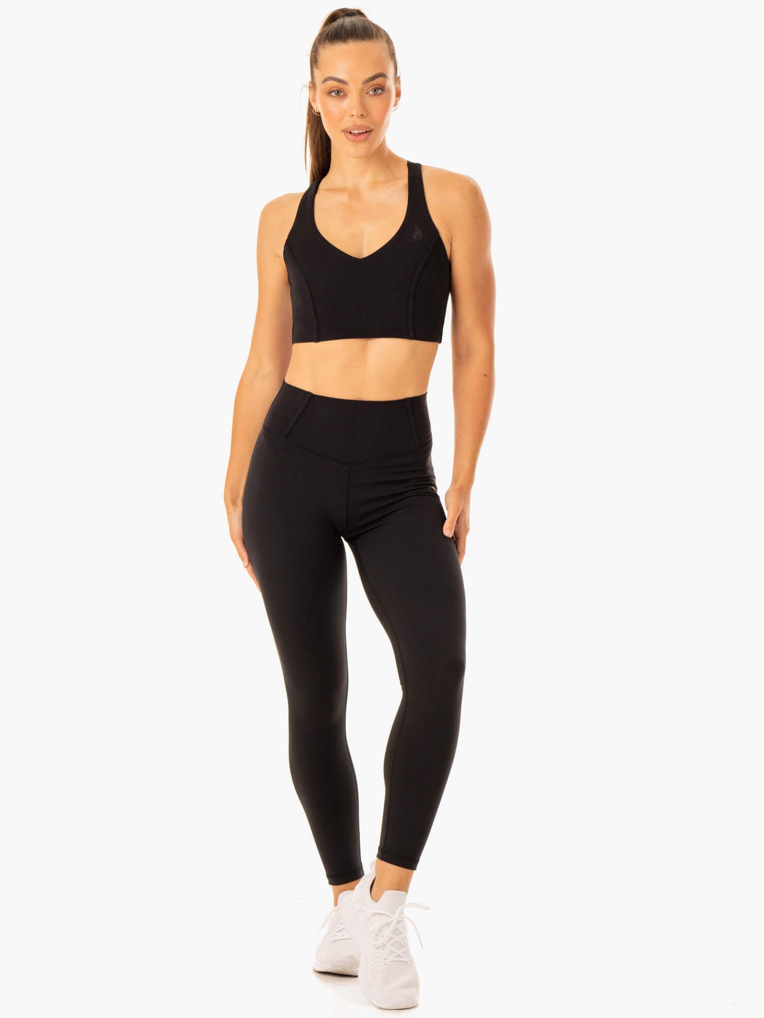 Form Sports Bra - Black 5 Form Sports Bra - Black