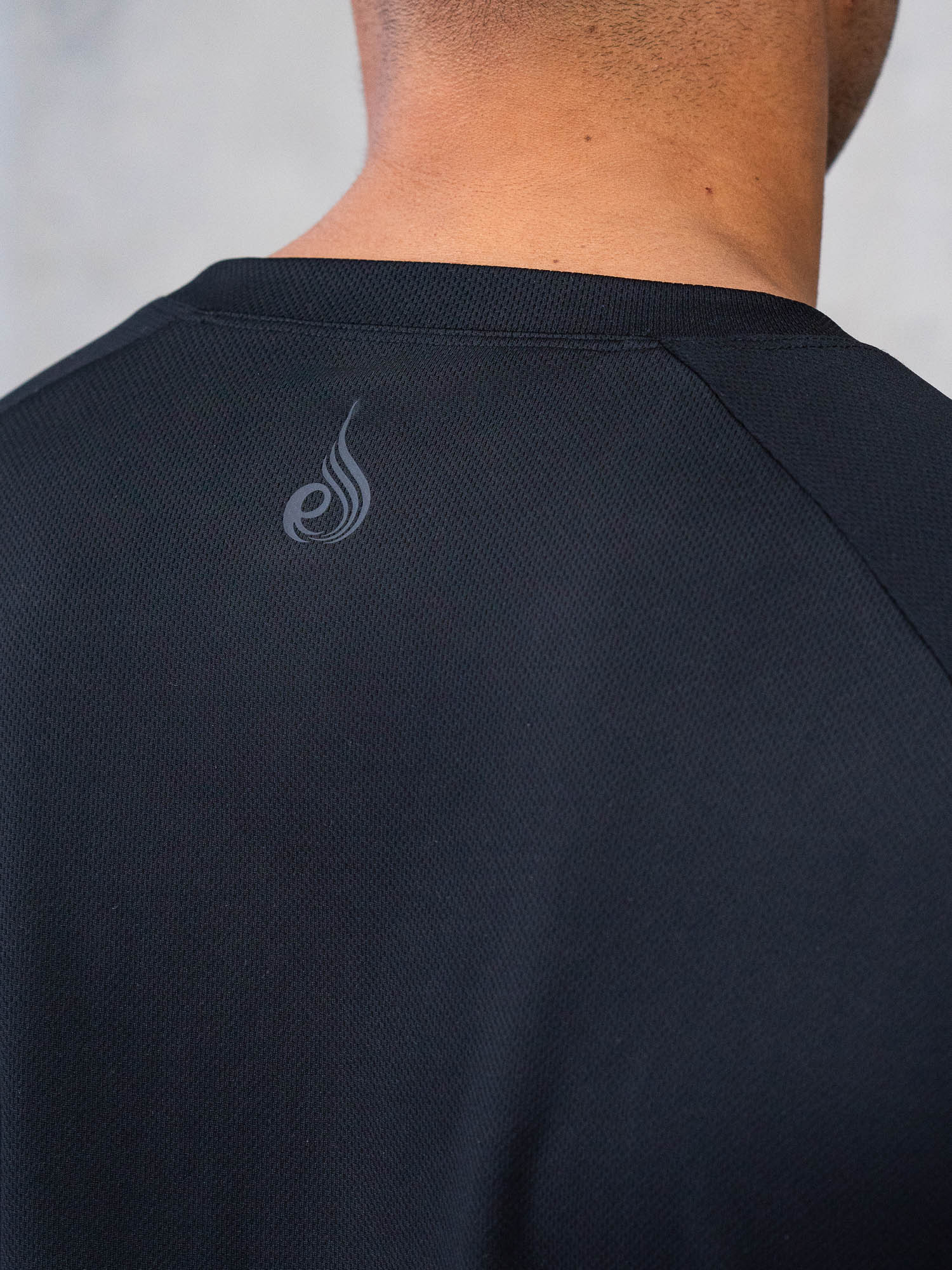 Legacy Mesh T-Shirt - Black 4 Legacy Mesh T-Shirt - Black