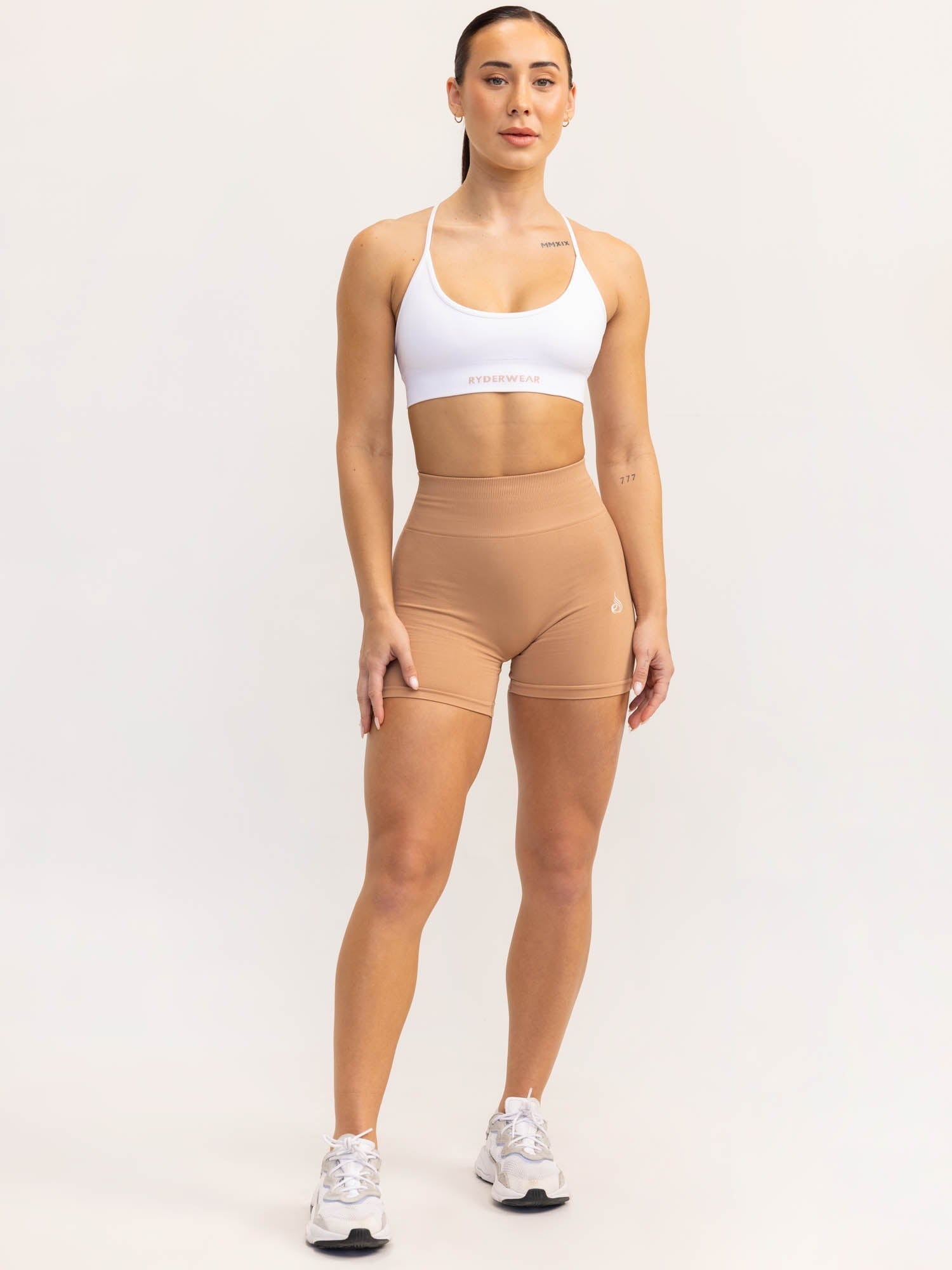 Lift 2.0 BBL Seamless Shorts - Tan 5 Lift 2.0 BBL Seamless Shorts - Tan
