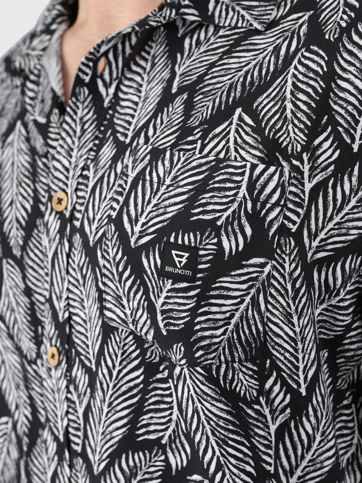 Lasse Men Shirt | Black 5 Lasse Men Shirt | Black