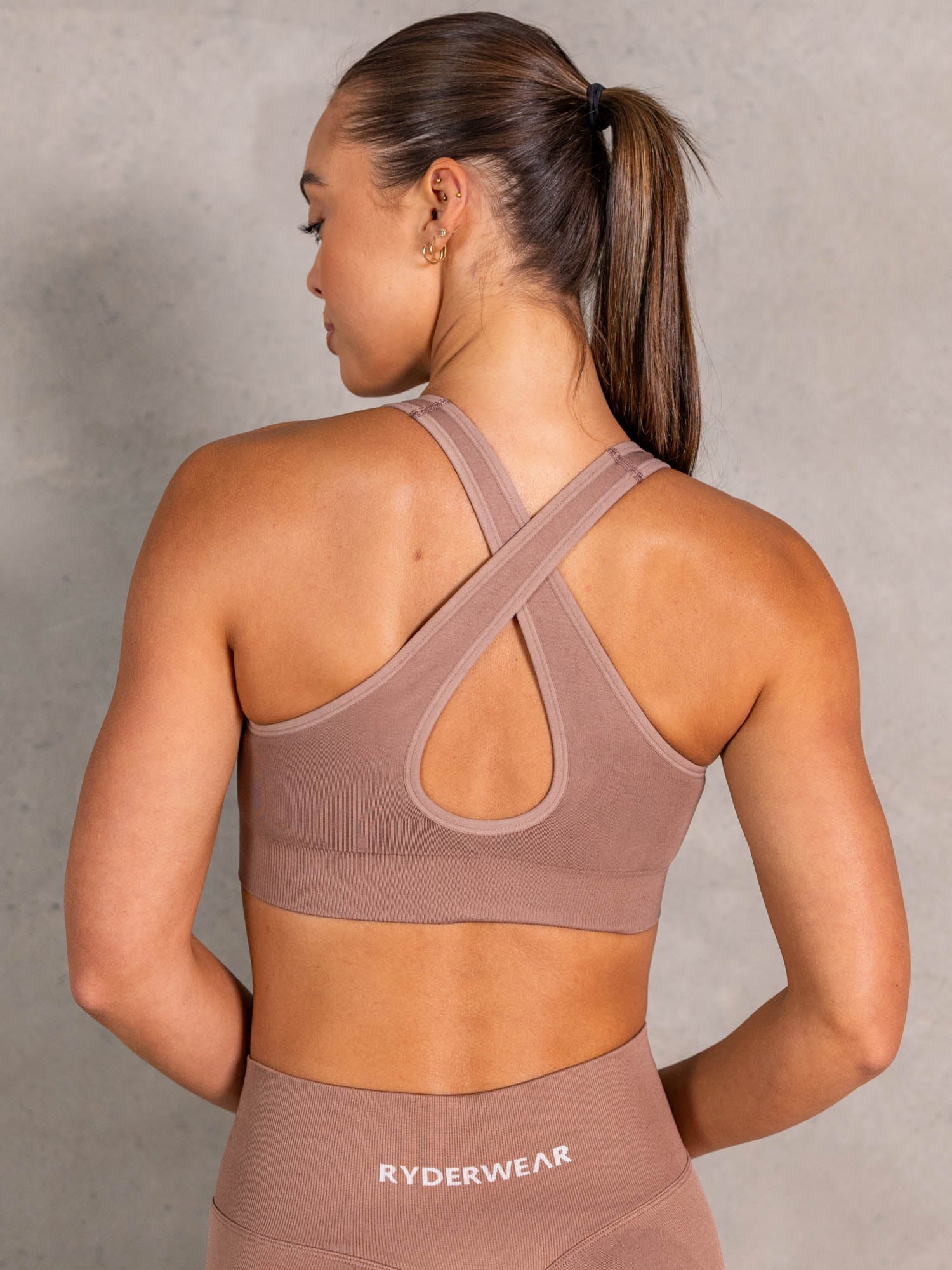 NRG Seamless Scoop Neck Sports Bra - Almond 3 NRG Seamless Scoop Neck Sports Bra - Almond
