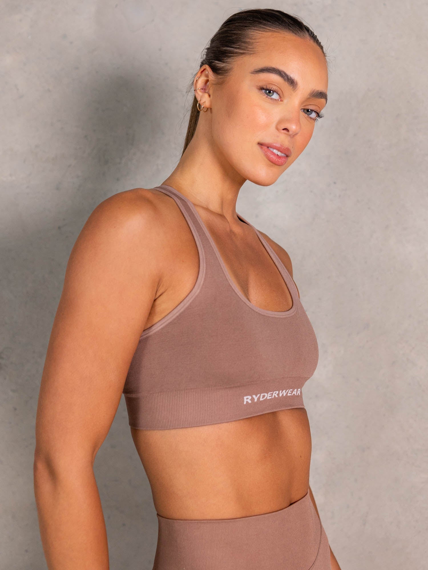 NRG Seamless Scoop Neck Sports Bra - Almond 4 NRG Seamless Scoop Neck Sports Bra - Almond