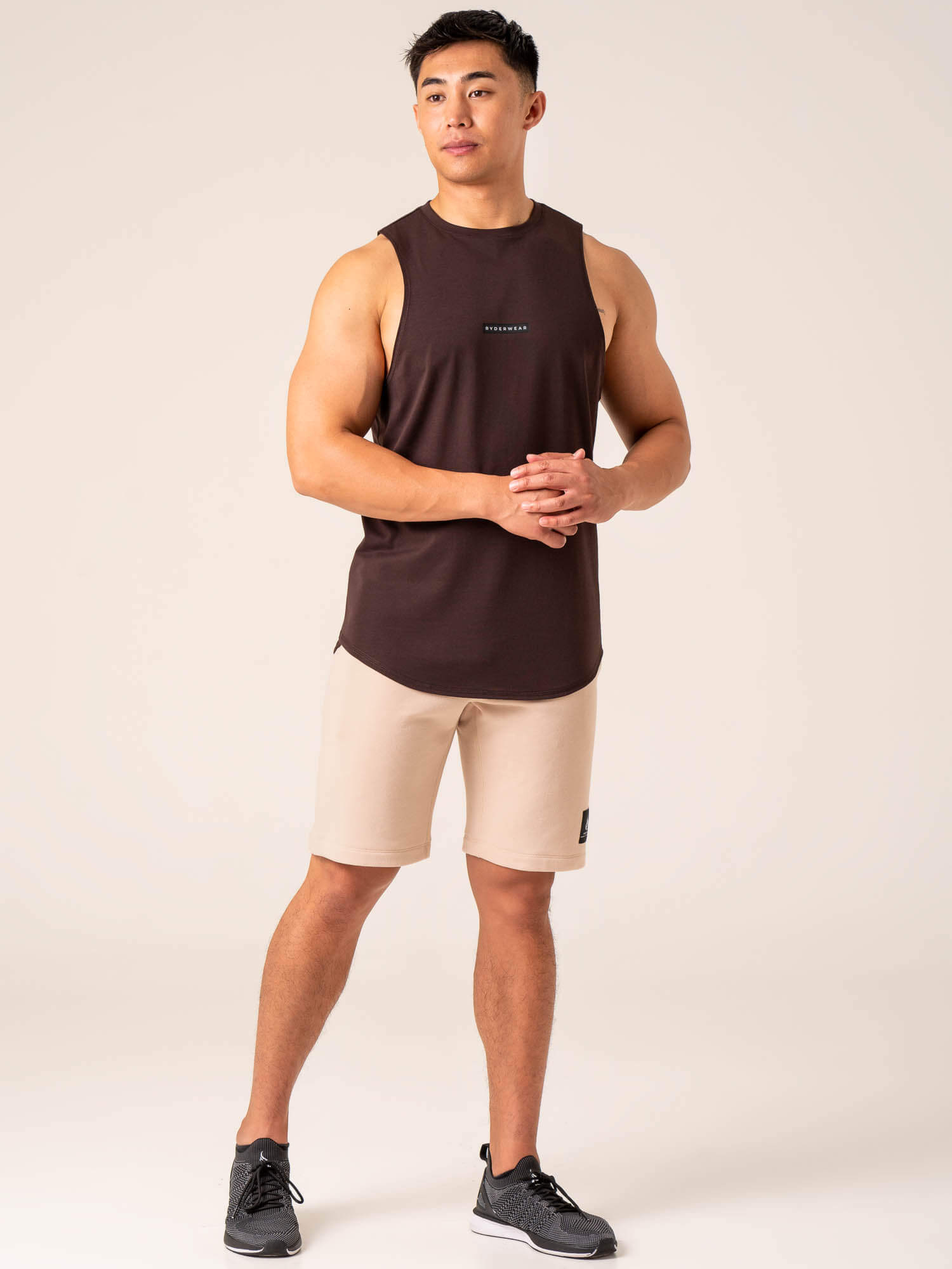 Terrain Track Shorts - Chalk 5 Terrain Track Shorts - Chalk