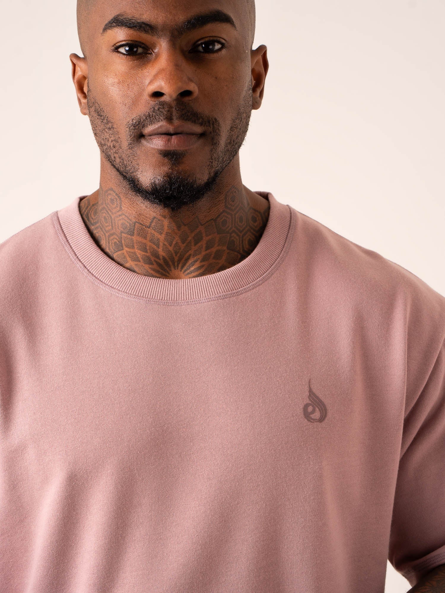 Throwback Oversized Fleece T-Shirt - Cinder 2 Throwback Oversized Fleece T-Shirt - Cinder