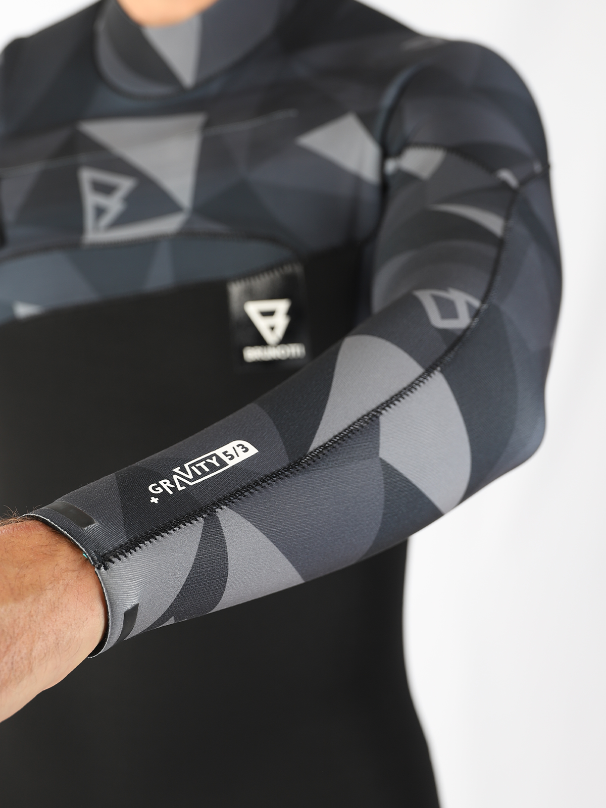 Gravity Fullsuit 5/3mm Men Wetsuit | Black + Grey 2 Gravity Fullsuit 5/3mm Men Wetsuit | Black + Grey
