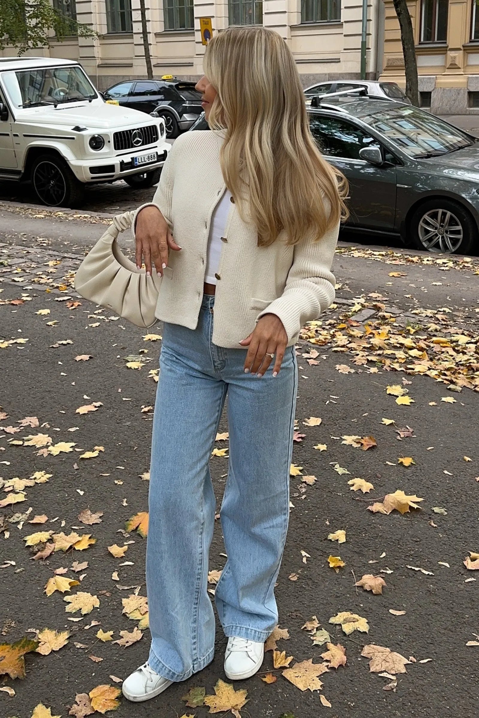 94 Wide Kendall Jeans 5 94 Wide Kendall Jeans